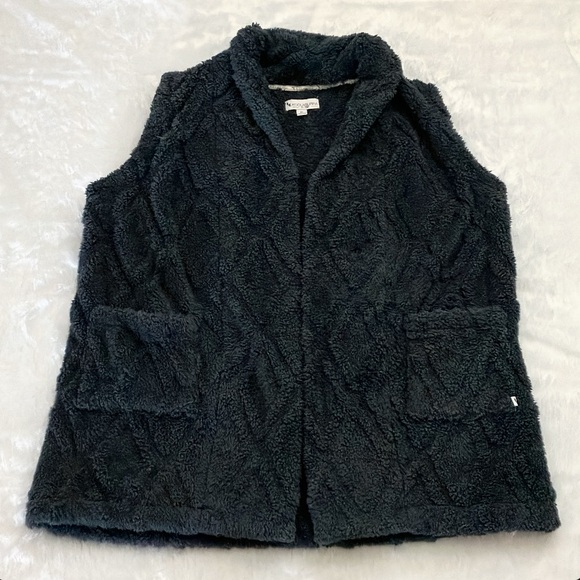 Like New Koolaburra by UGG Embossed Sherpa Fleece Vest Blackened Pearl, Size XL - Picture 4 of 10